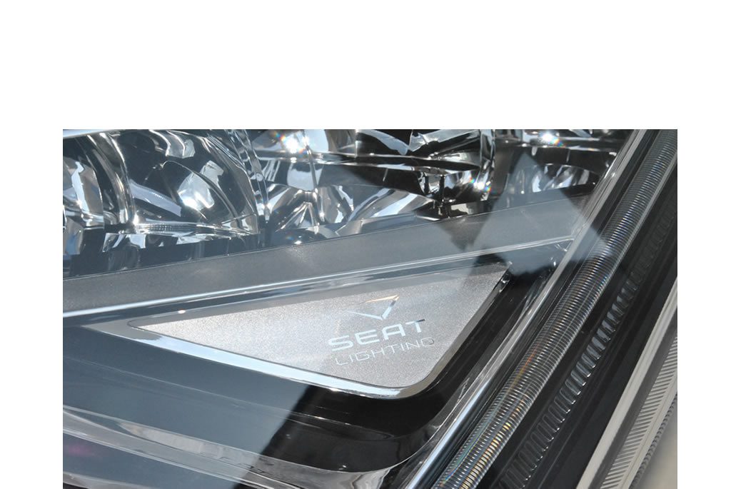 NEUE OE LED SCHEINWERFER ATECA LAMPE 2016 - 576941007D