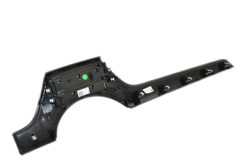 POUŽITÝ DEKORATIVNÍ OBLOŽENÍ + PANEL KLIMATIZACE + TLAČÍTKA VYHŘÍVANÝCH SEDADEL MINI COUNTRYMAN F60 9334605