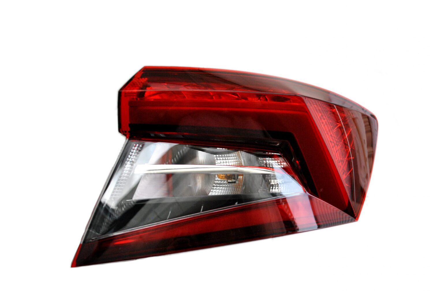 4X NEW ORIGINAL SKODA KAROQ REAR LAMPS 57A945308 57A945307 57A945207 57A945208