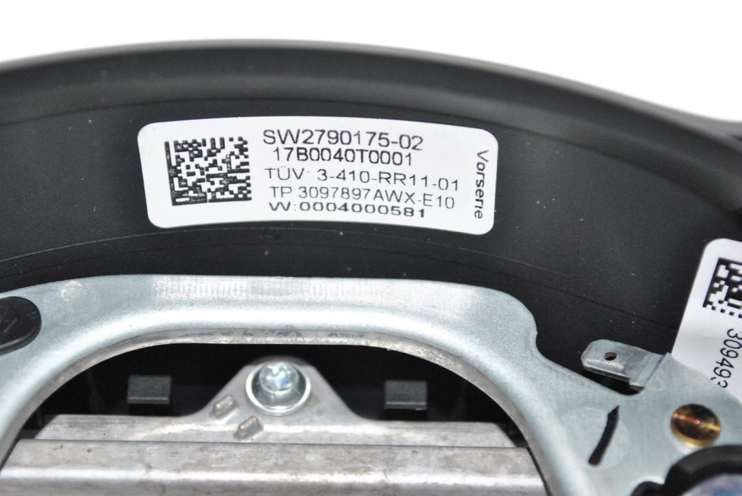 NOVÝ OE VOLANT ČERNÝ KOŽENÝ ROLLS ROYCE RR1 RR2 RR3 3097897AWX-E10 / 66516641