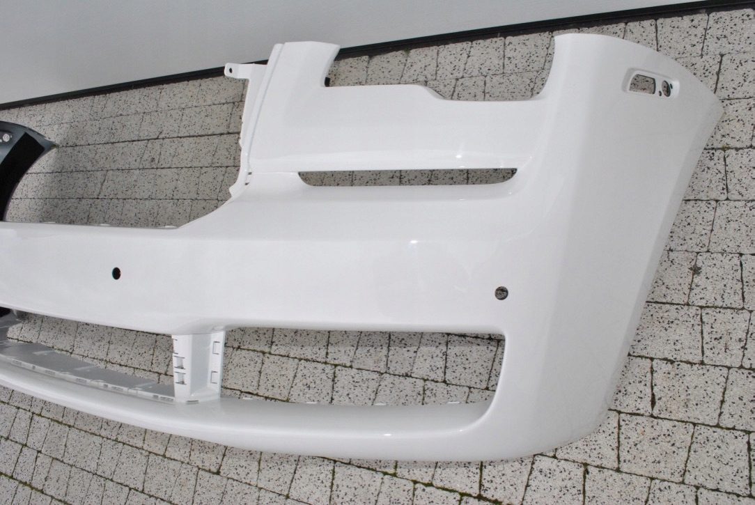 NEUE OE-FRONTSTOßSTANGE WEISS ROLLS ROYCE GHOST RR4 2018–2020 7446939 – 51117446941 – 51117446939 OEM