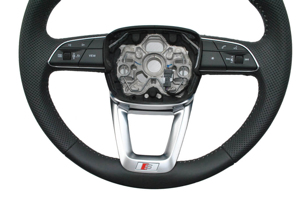 NOVÝ OE VOLANT ČERNÝ KOŽENÝ MULTIFUNKČNÍ AUDI Q3 83A419091H