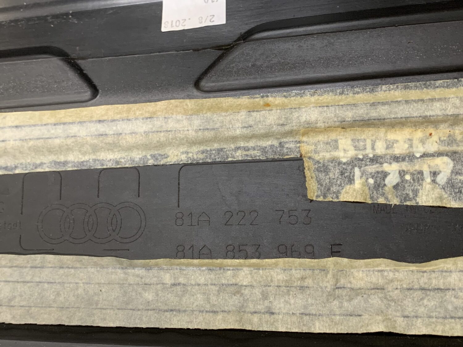2X NOUVEAUX PANNEAUX DE PORTE ARRIÈRE D'ORIGINE AUDI Q2 81A853970F 81A853969F