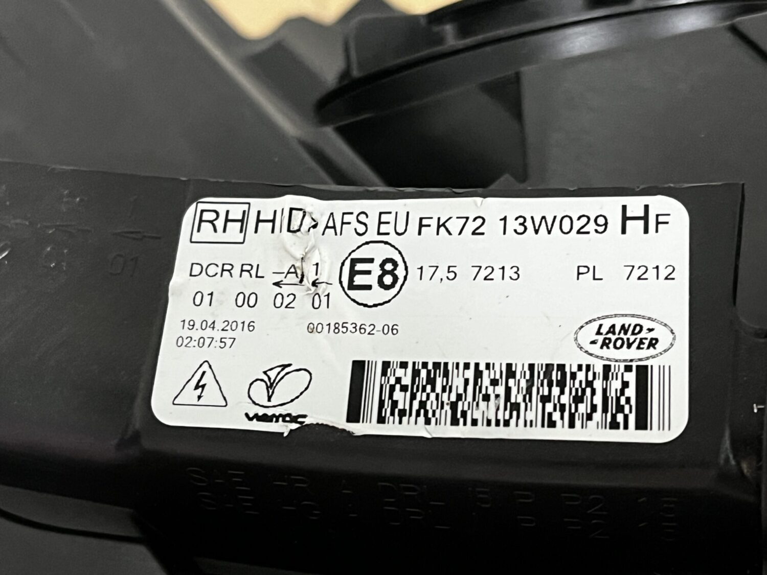 2X OE XENONOVÉ BIXENONOVÉ SVĚTLOMETY RANGE ROVER DISCOVERY SPORT 2014 - 2019 FK7213W029H - FK7213W030H