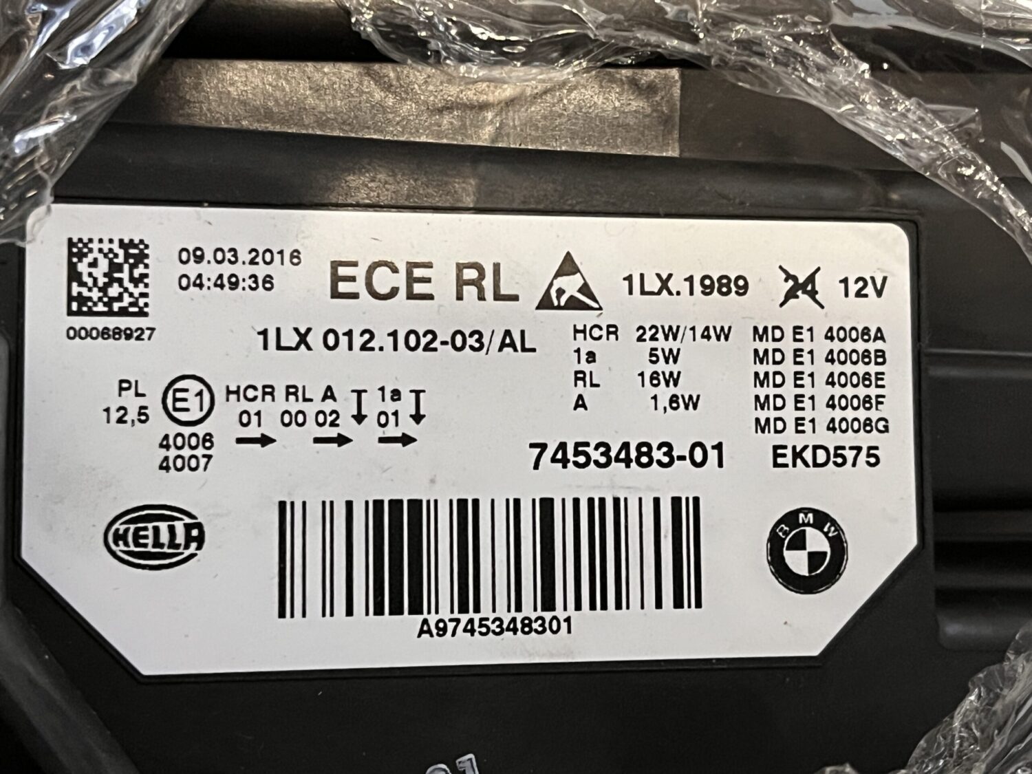 2X NOVÉ OE SVĚTLOMETY LED ŽÁROVKY BMW 3 F30 F31 M3 7453483-01 , 7453484