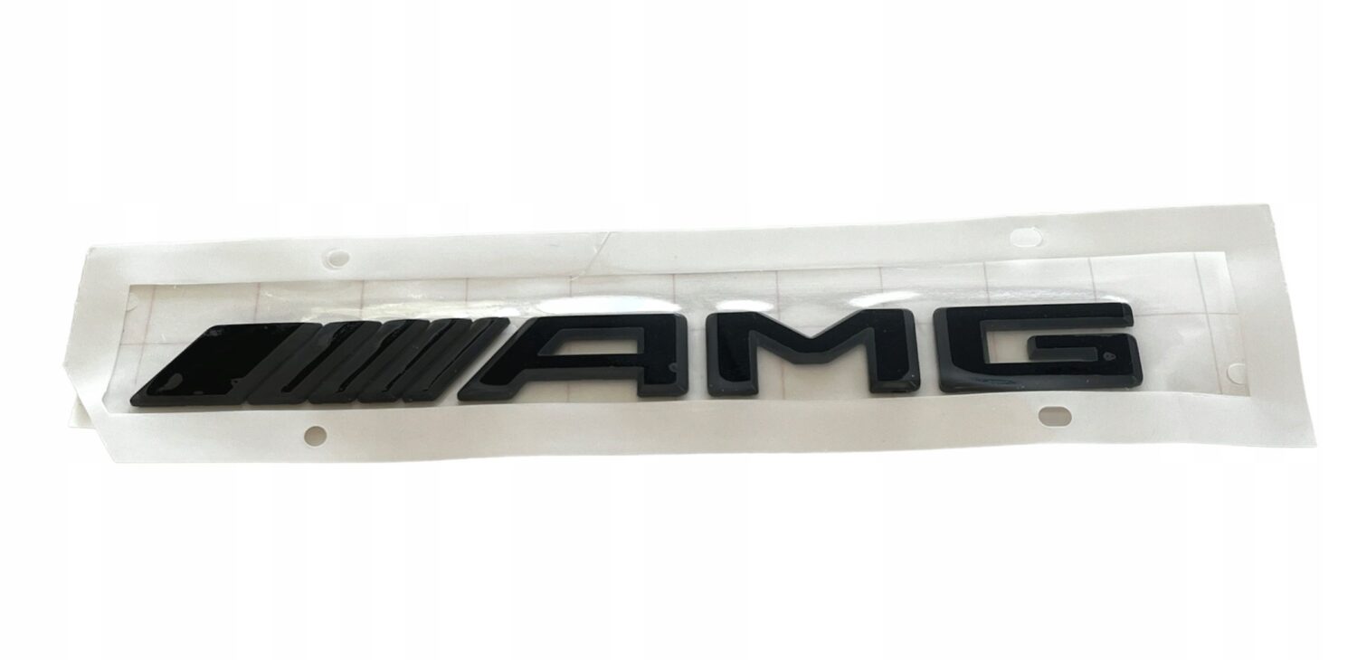 Emblemat AMG Znaczek MERCEDES CLA C117 GLA GLE ML