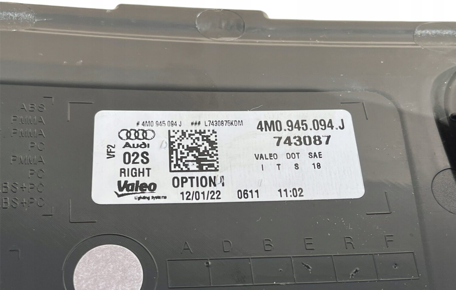 OE Nowa Lampa LED Tył Prawa AUDI Q7 4M LCI USA